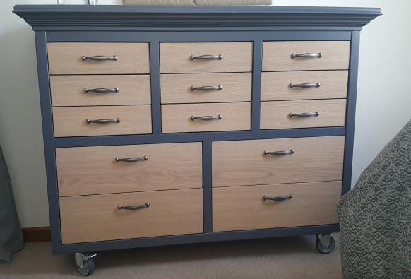 Chest of drawer with lots of drawers made in Oak Veneer and Grey Duco carcass